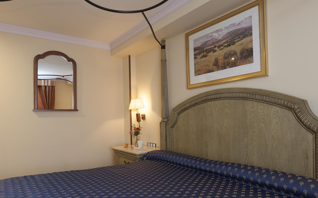 Hotel Agora Juan De Austria Madrid Exteriér fotografie